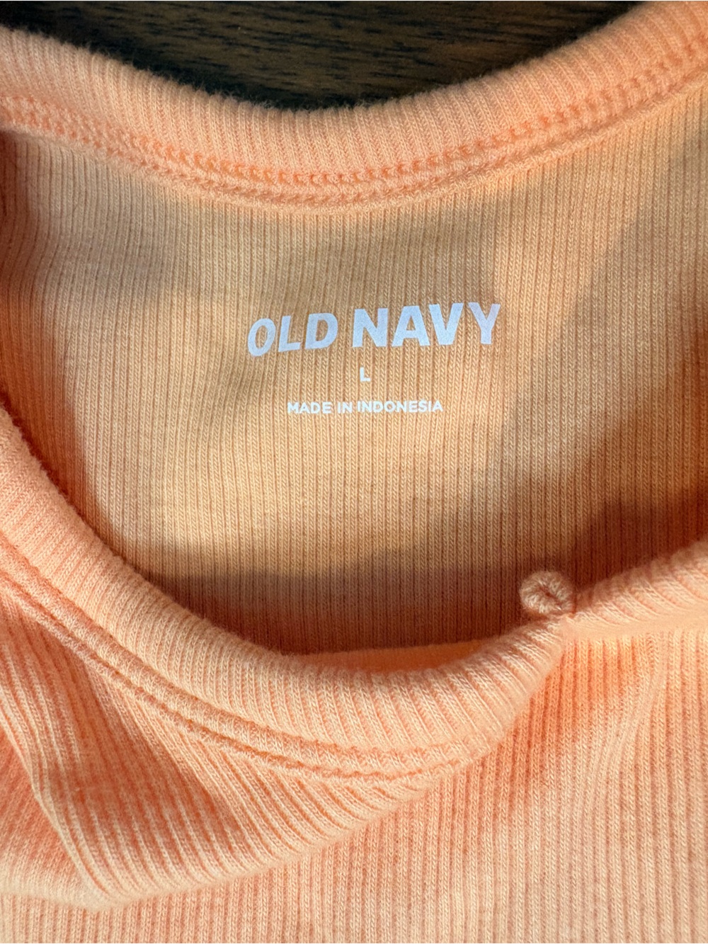 Old Navy Peach Ruffle-Shoulder Ribbed tank top - Picture 3 of 4
